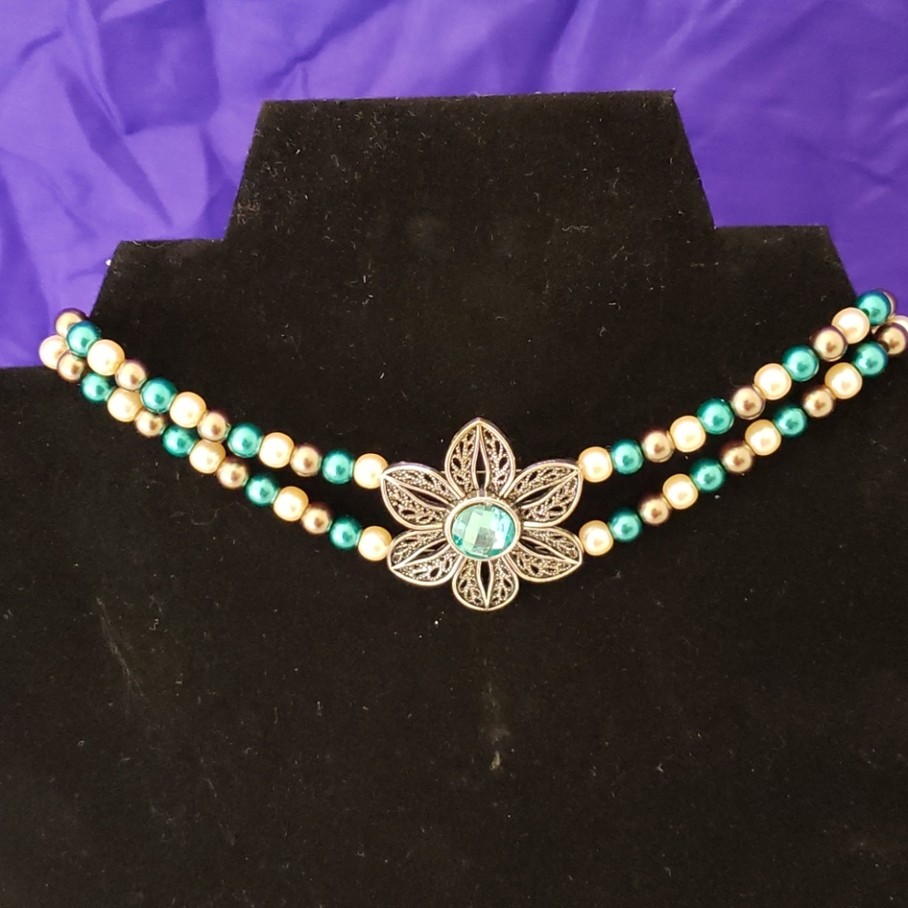 Choker Necklace